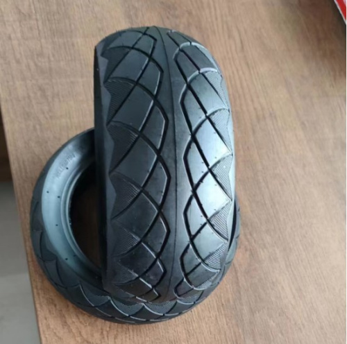 Покрышка 8 1/2х3 шоссейная Kugoo G2 pro новый рисунок протектора код 0996